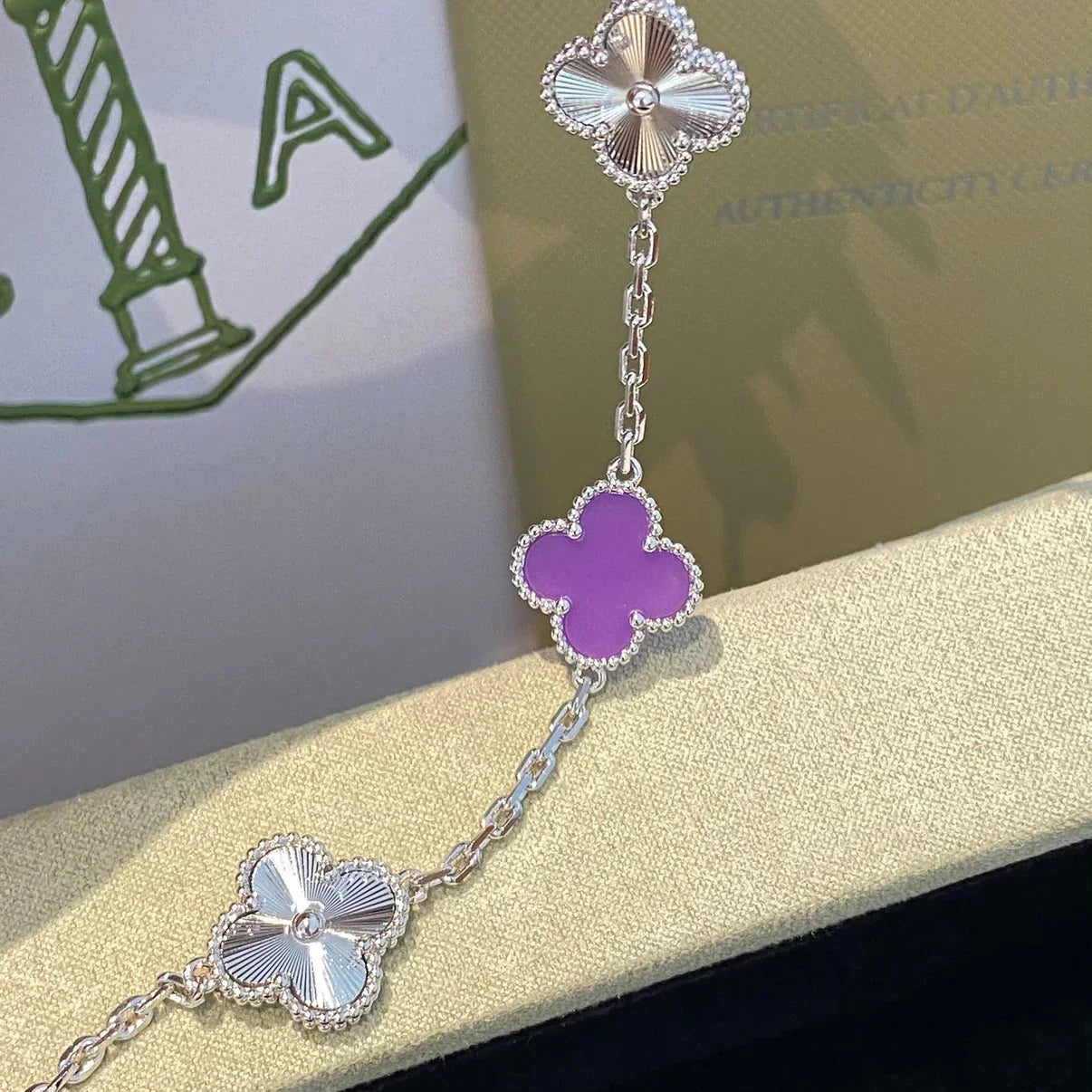 [Radiant Gem]New  CLOVER 5 MOTIF VIOLET BRACELET COLLECTION