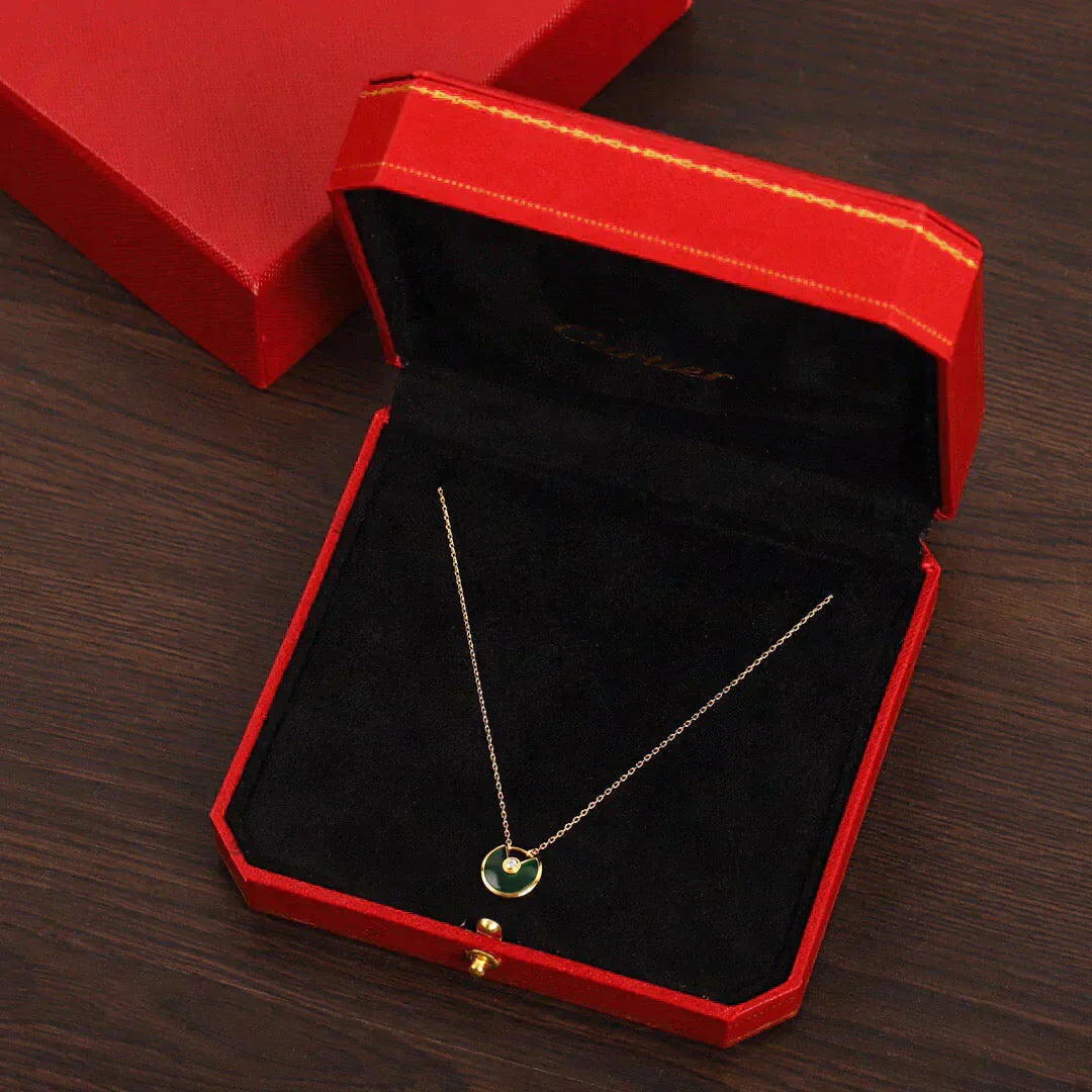 [Radiant Gem]¯AMULETTE GOLD MALACHITE NECKLACE