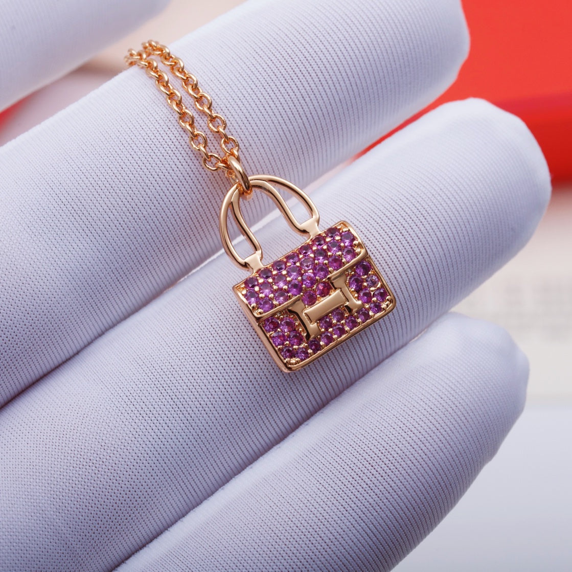[Radiant Gem]¯CONSTANCE PEDANT PURPLE DIAMOND NECKLACE