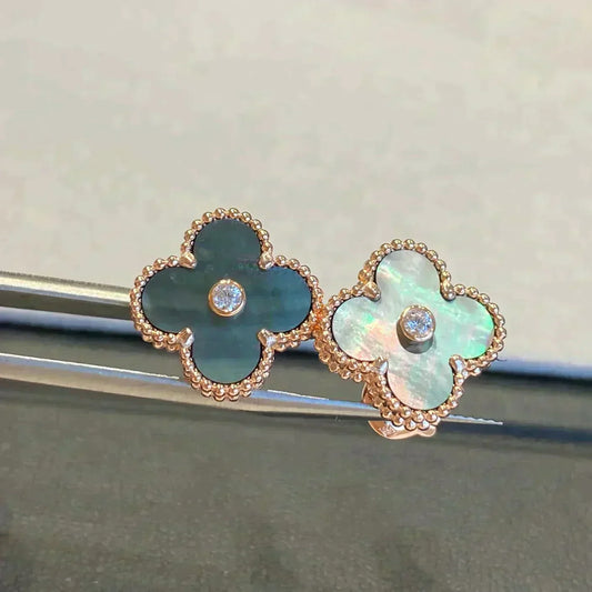 [Radiant Gem]¯CLOVER MEDIUM 1 MOTIFS GRAY MOP  DIAMOND EARRINGS