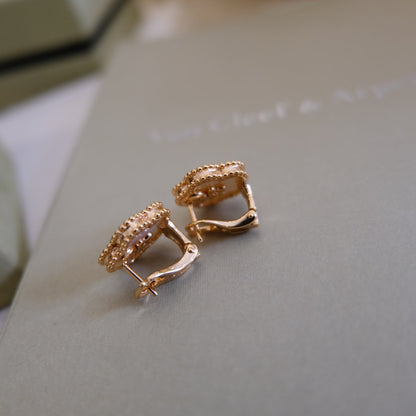 [Radiant Gem]¯LUCKY PINK GOLD WHITE MOP EARRINGS