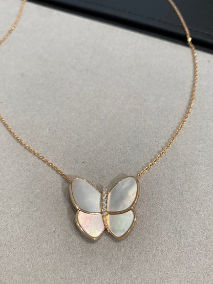 [Radiant Gem]¯BUTTERFLY GOLD MOP DIAMOND NECKLACE