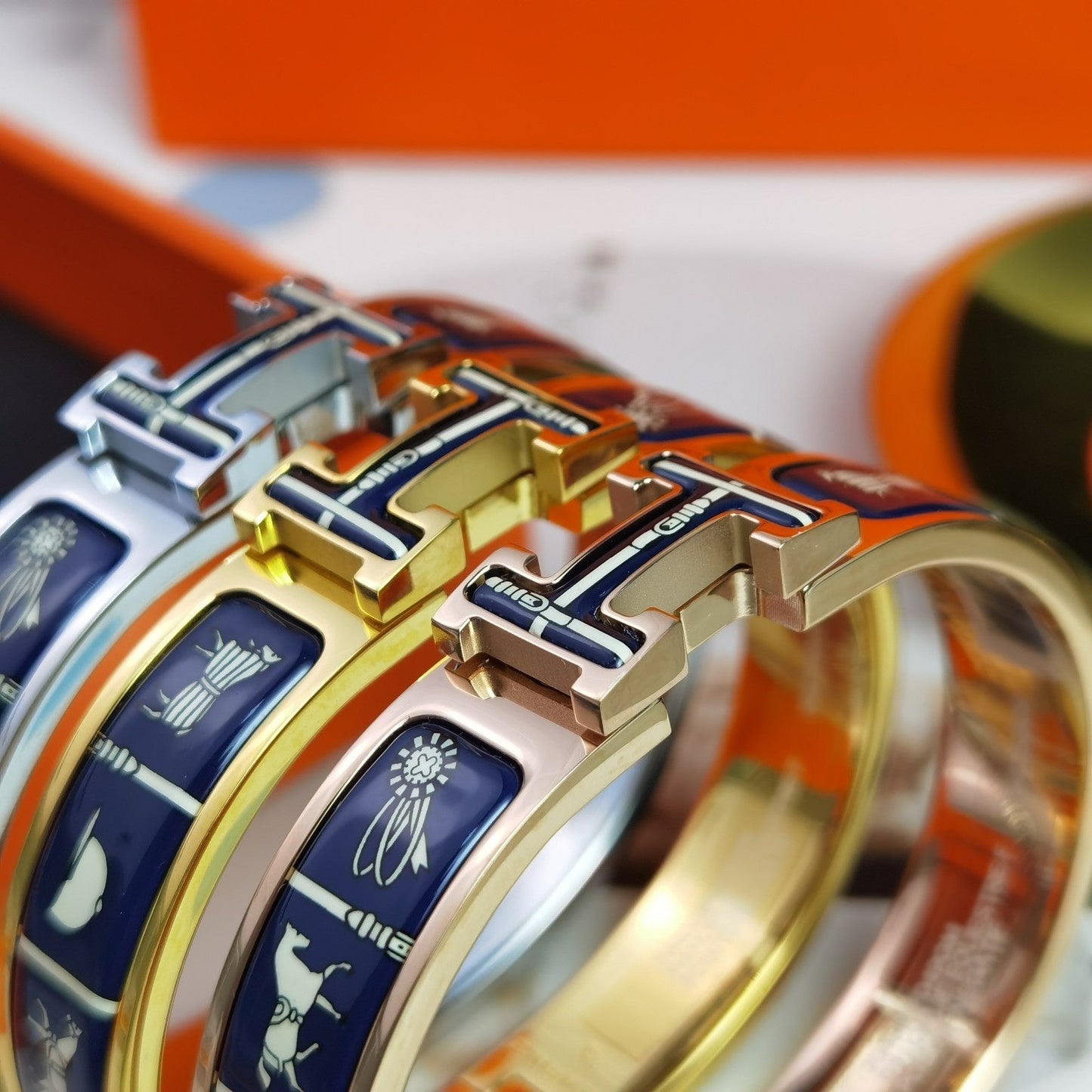 [Radiant Gem]¯H COUVERTURES DARK BLUE BRACELET
