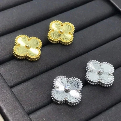 [Radiant Gem]¯CLOVER MINI 9.5MM LASER EARRINGS