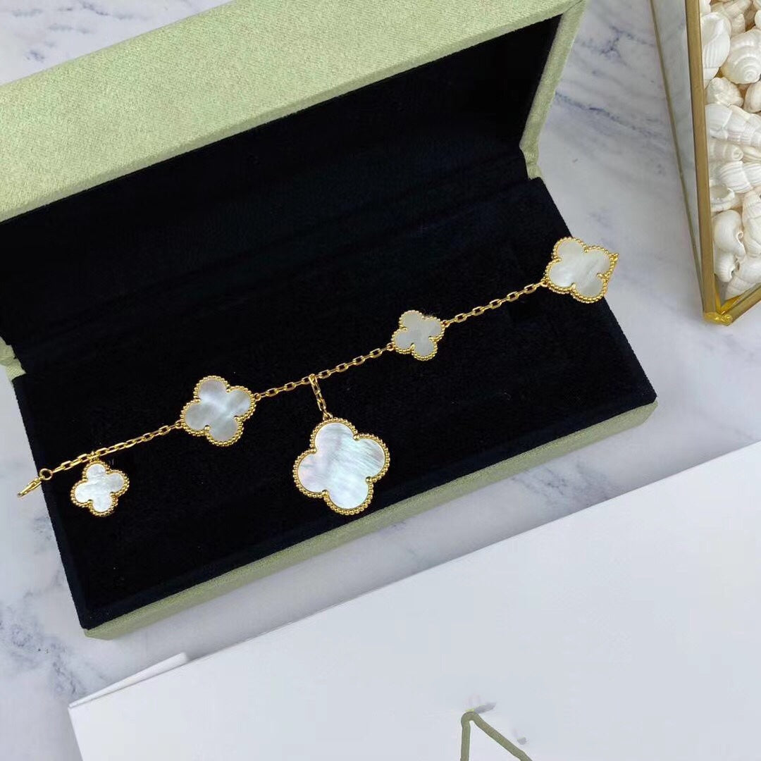 [Radiant Gem]¯MAGIC CLOVER MOP GOLD BRACELET 5 MOTIFS