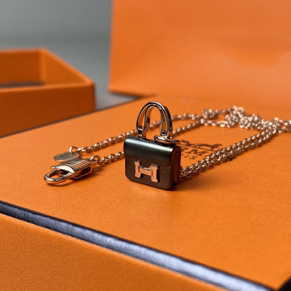 [Radiant Gem]¯CONSTANCE BLACK PEDANT PINK GOLD NECKLACE
