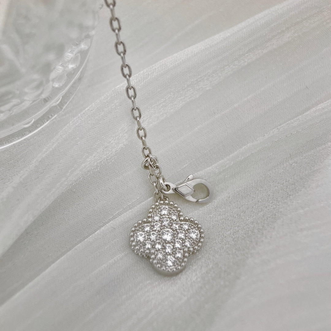[Radiant Gem]¯CLOVER 5 MOTIFS SILVER DIAMONDS NECKLACE