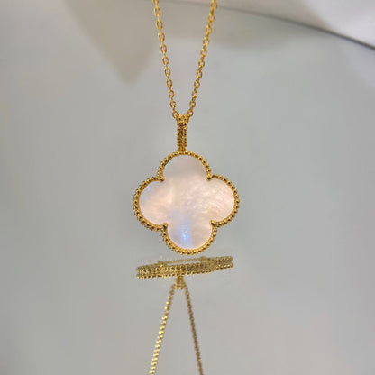 [Radiant Gem]¯CLOVER 25MM MOP LARGE PENDANT NECKLACE