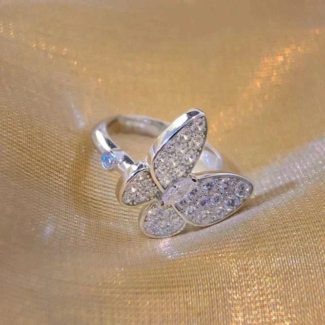 [Radiant Gem]¯BUTTERFLY DIAMOND RING