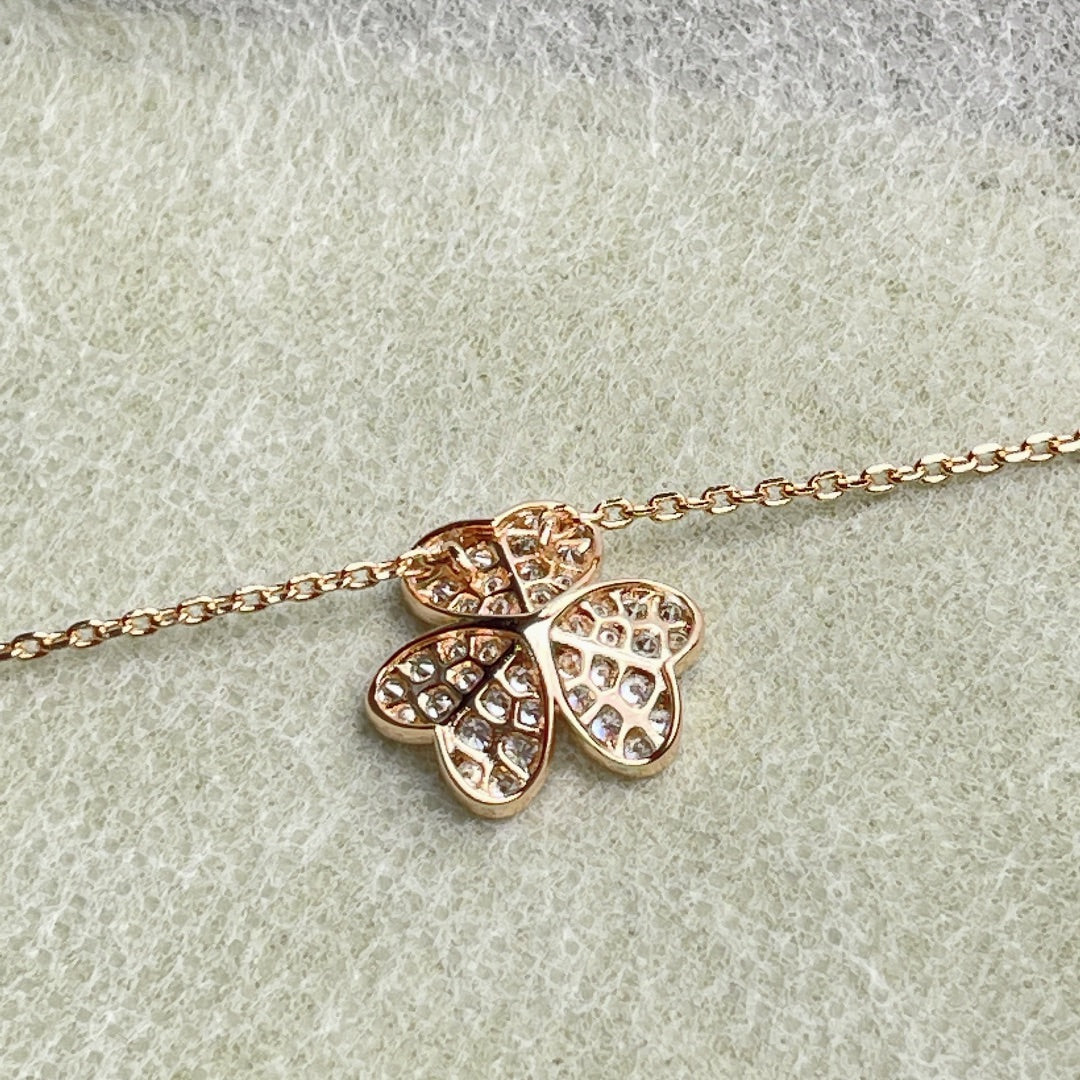 [Radiant Gem]¯FLOWER DIAMOND NECKLACE