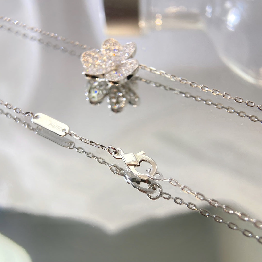 [Radiant Gem]¯FLOWER DIAMOND NECKLACE