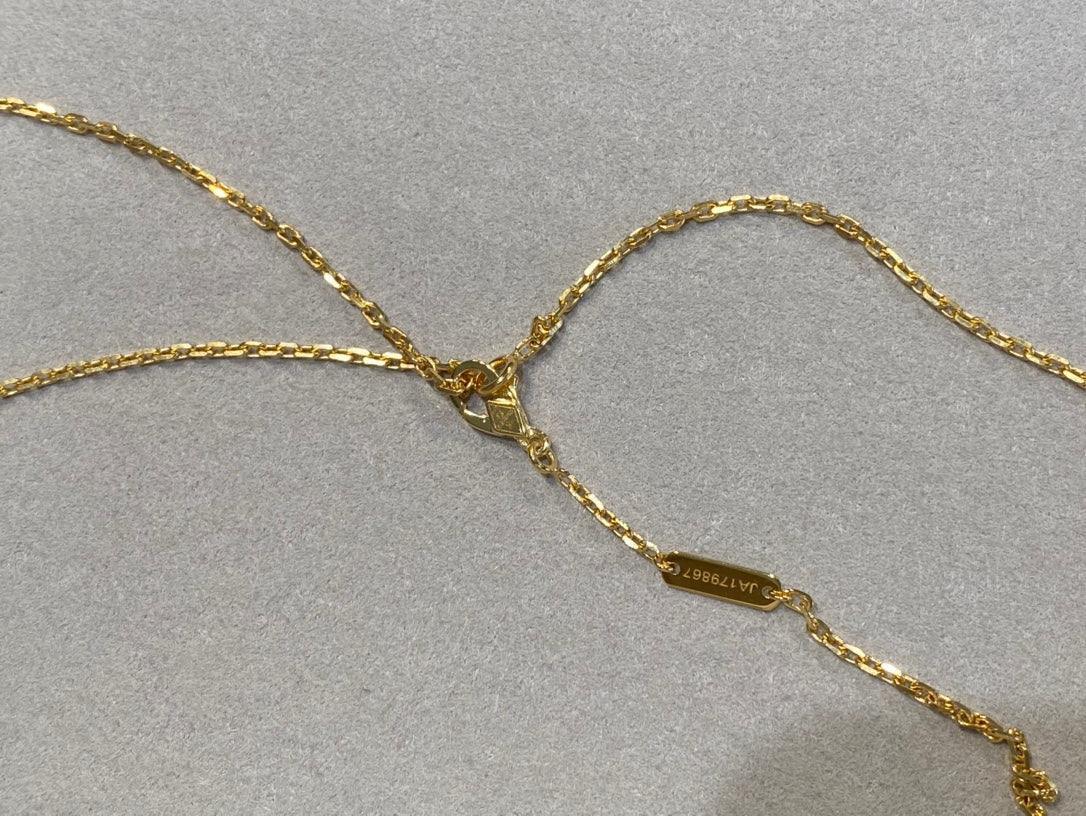 [Radiant Gem]¯CLOVER 25MM NECKLACE GOLD CARNELIAN