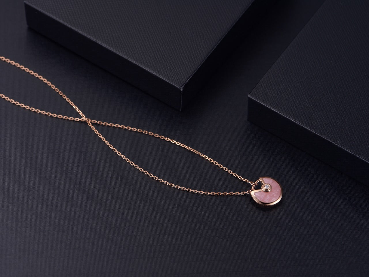 [Radiant Gem]¯AMULETTE ROSE GOLD PINK MOP NECKLACE