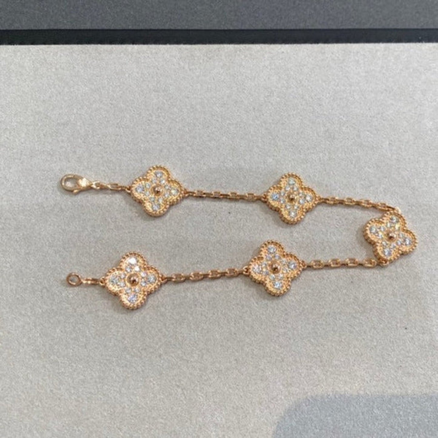 [Radiant Gem] New  CLOVER 5 MOTIF FULL DIAMOND BRACELET COLLECTION