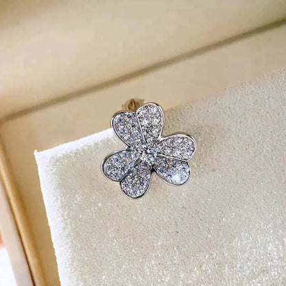 [Radiant Gem]¯CLOVER COMOS DIAMOND EARRINGS SILVER