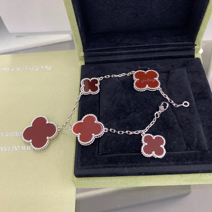 [Radiant Gem]¯CLOVER 5 MOTIFS SIVLER CARNELIAN BRACELET