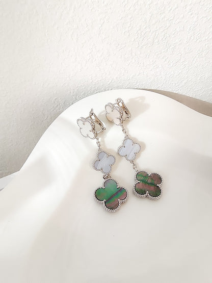 [Radiant Gem]¯CLOVER 3 MOTIFS CHALCEDONY DARK MOP SILVER EARRINGS