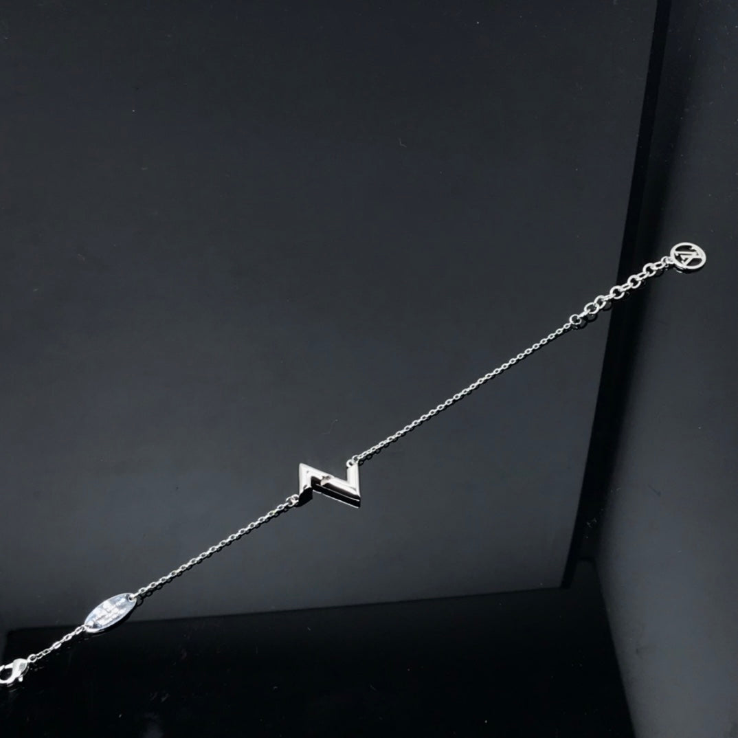 [Radiant Gem]¯VOLT LV LOGO BRACELET