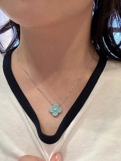 [Radiant Gem]¯CLOVER 1 DIAMOND LIGHT BLUE SILVER NECKLACE