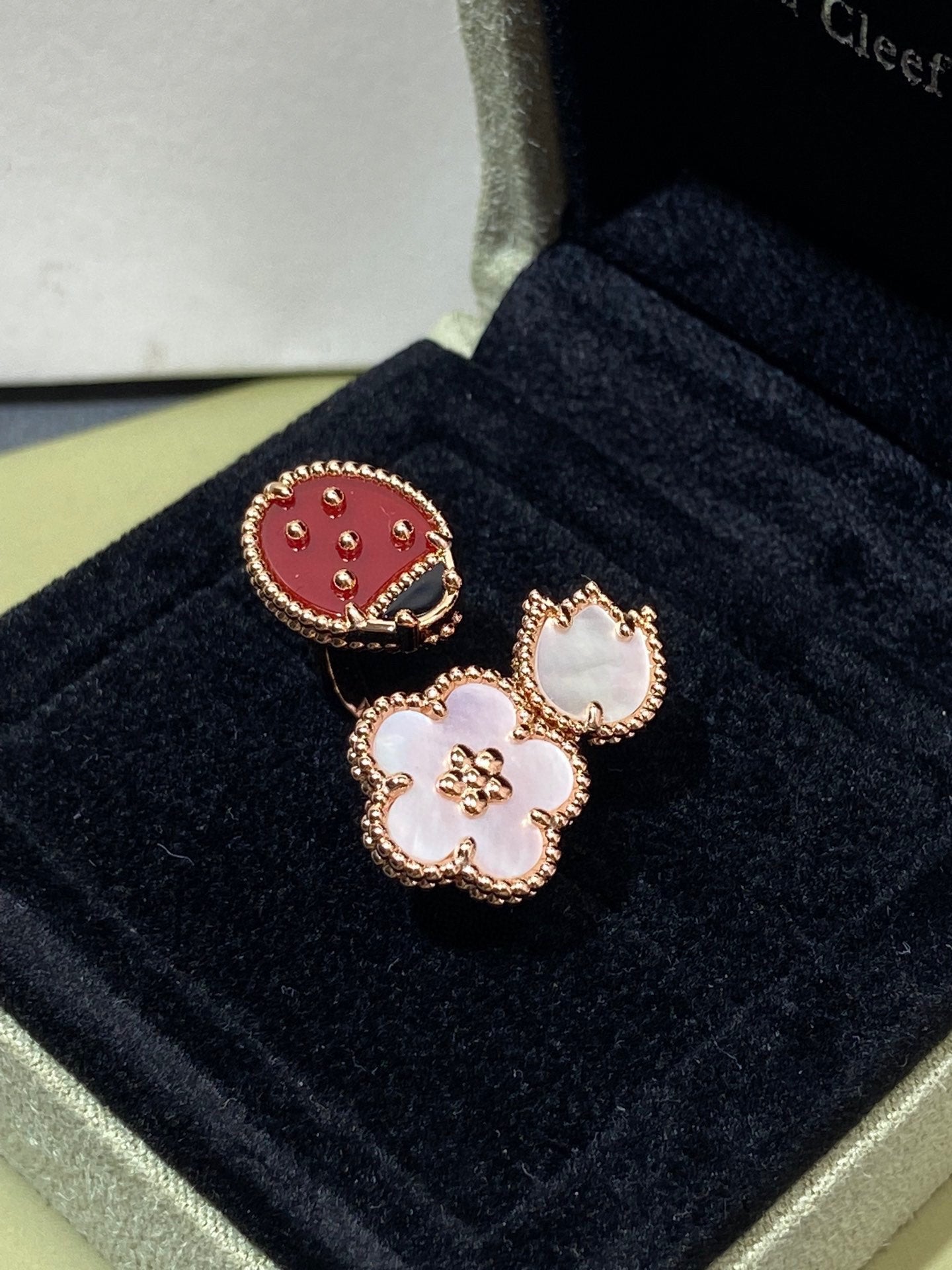 [Radiant Gem]¯LUCKY 3 MOTIF ROSE GOLD RING