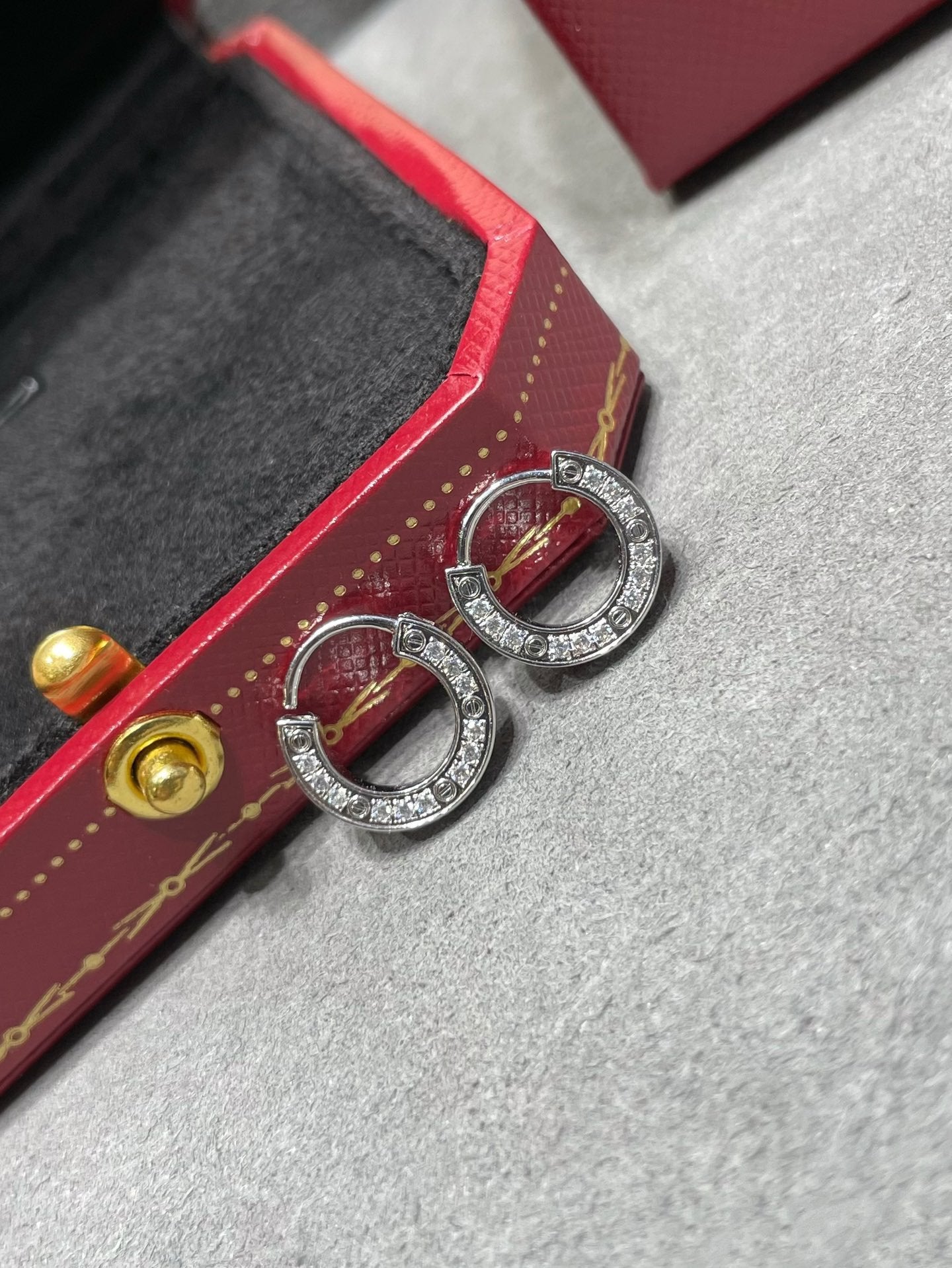 [Radiant Gem]¯LOVE DIAMOND EARRINGS