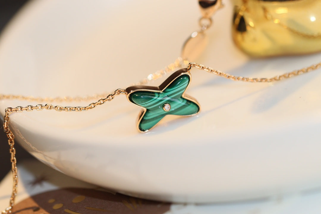 [Radiant Gem]¯JEUX MALACHITE 1 DIAMOND PINK GOLD NECKLACE