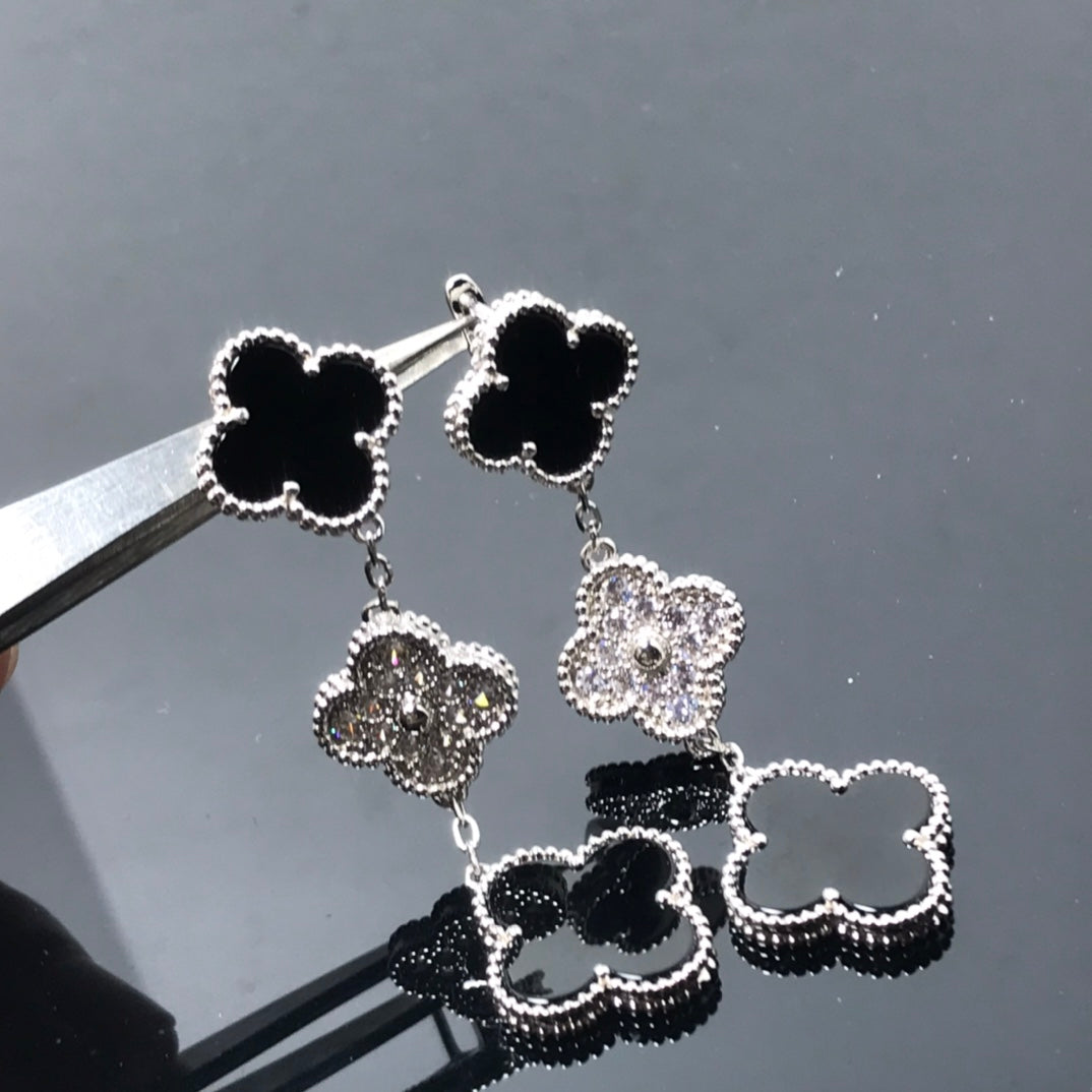 [Radiant Gem]¯CLOVER 3 MOTIF DIAMOND ONYX SILVER EARRINGS
