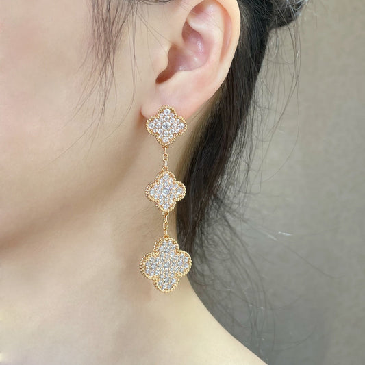 [Radiant Gem]¯CLOVER 3 MOTIFS DIAMOND PAVED ROSE GOLD EARRINGS