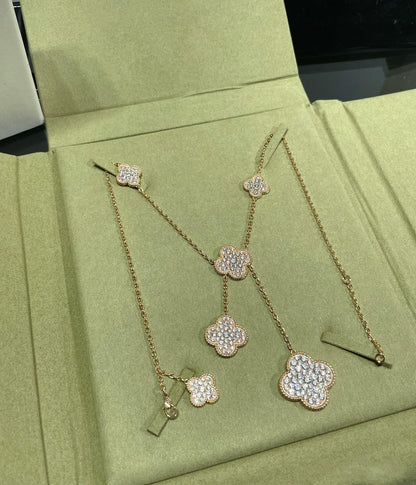 [Radiant Gem]¯CLOVER 6 MOTIF DIAMOND PAVED NECKLACE