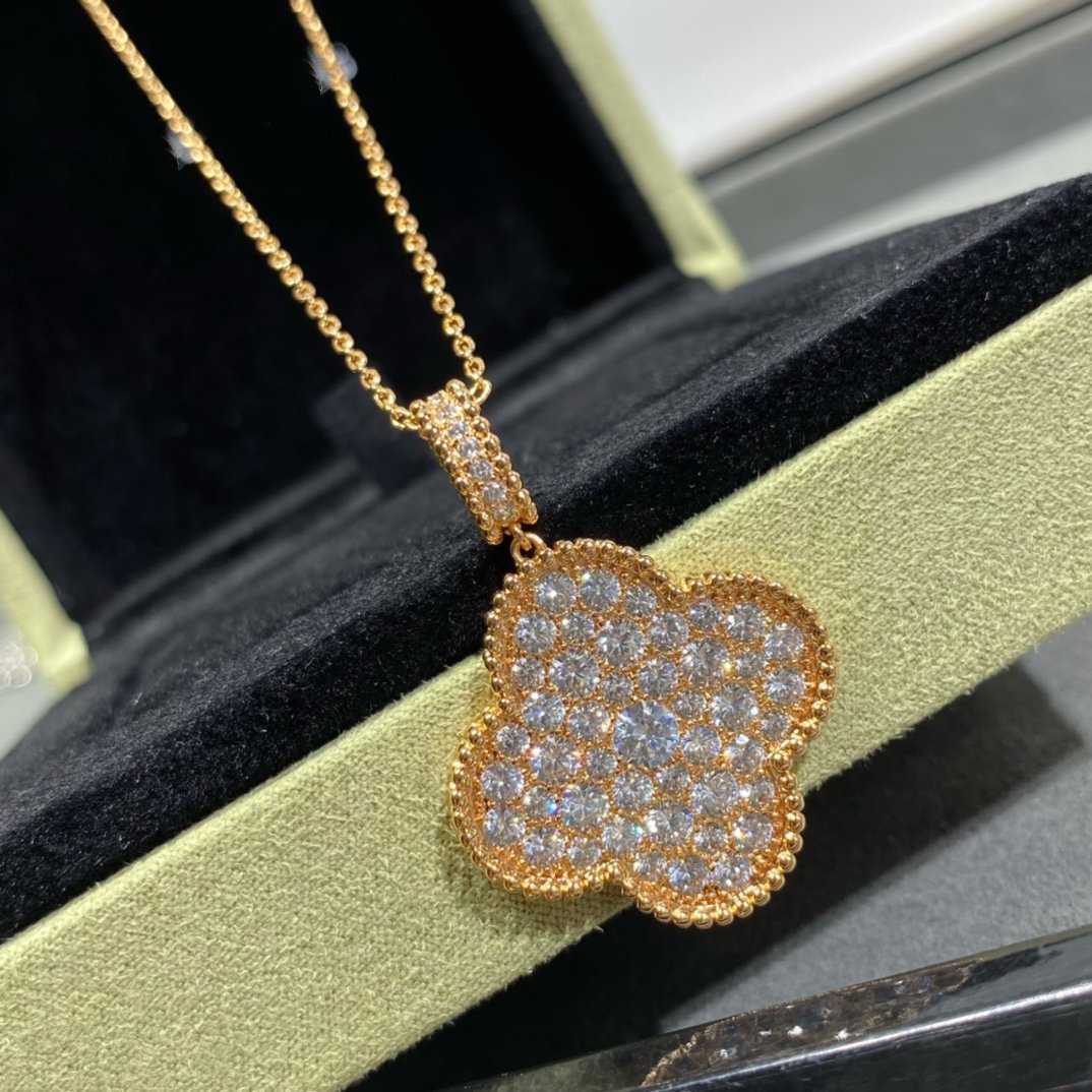 [Radiant Gem]¯CLOVER 25MM LARGE PEDANT DIAMOND PAVED LONG NECKLACE