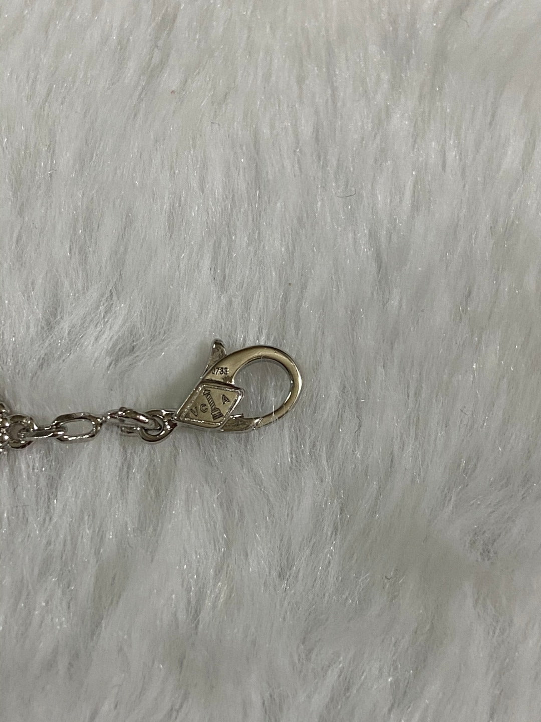 [Radiant Gem]¯CLOVER 1 MOTIF PIETERSITE BRACELET