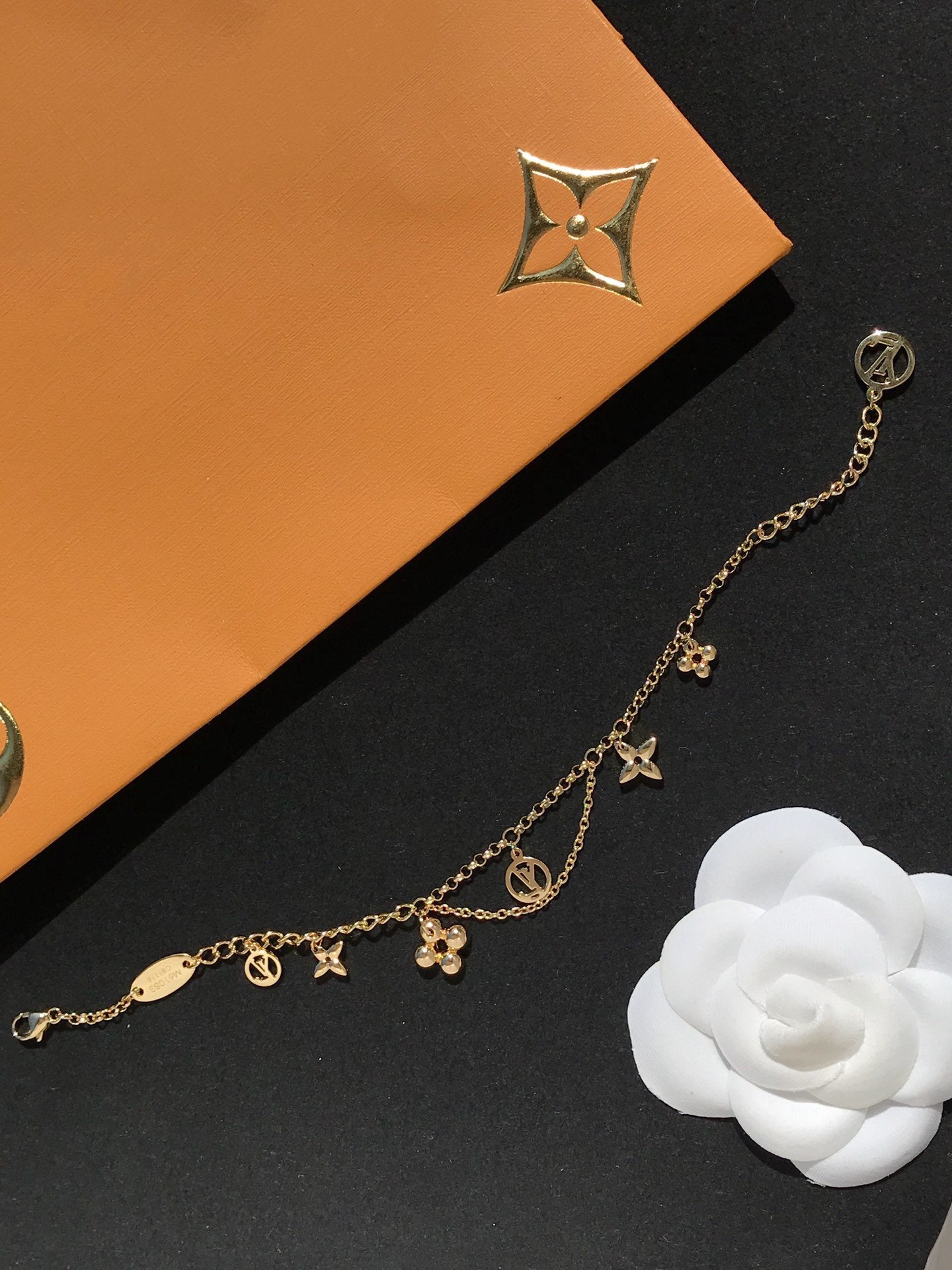 [Radiant Gem]¯BLOOMING PINK GOLD MOP BRACELET