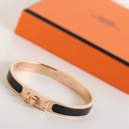 [Radiant Gem]¯HM KELLY BLACK BRACELET
