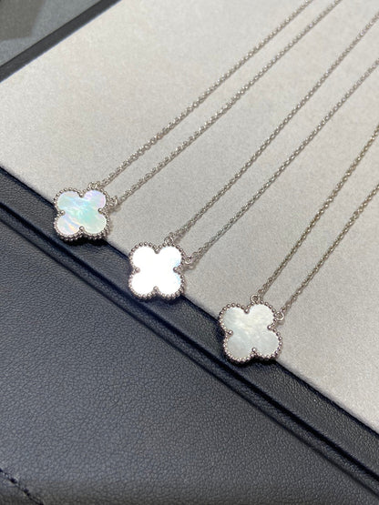 [Radiant Gem]¯CLOVER MEDIUM SILVER WHITE MOP NECKLACE