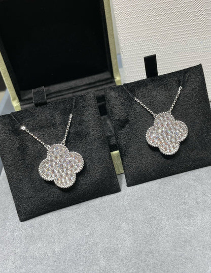 [Radiant Gem]¯CLOVER 25MM LARGE PENDANT DIAMOND PAVED SILVER NECKLACE