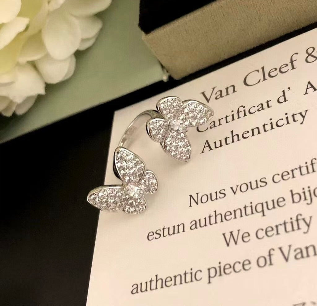 [Radiant Gem]¯TWIN SILVER BUTTERFLY DIAMOND RING