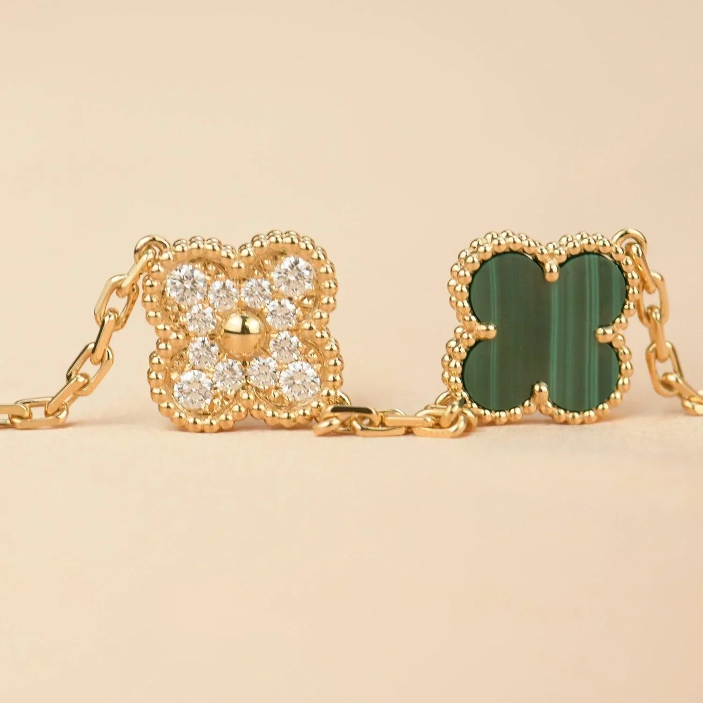 [Radiant Gem]New  CLOVER 5 MOTIF MALACHITE BRACELET COLLECTION