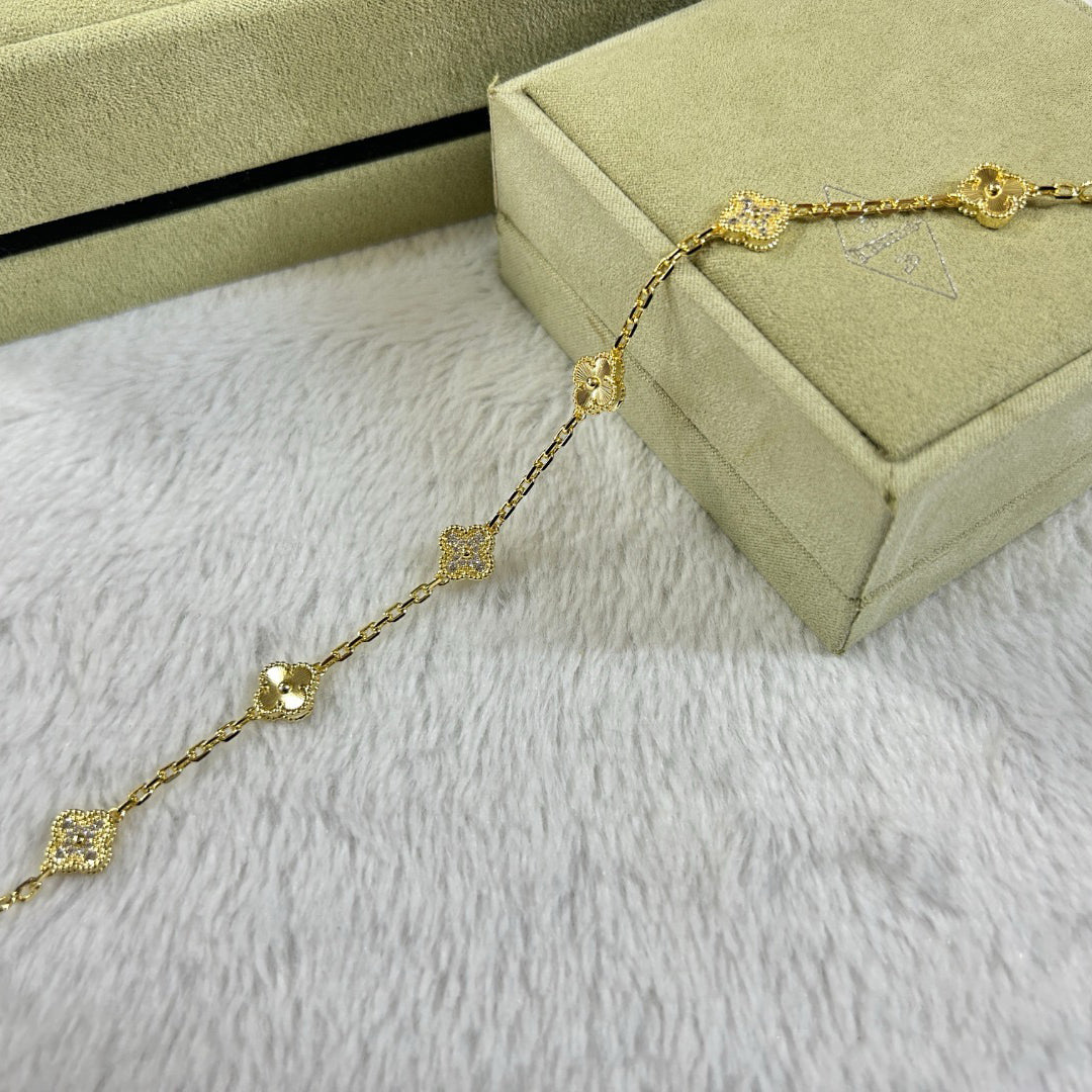 [[Radiant Gem]¯]CLOVER 6 MOTIF DIAMOND LASER BRACELET