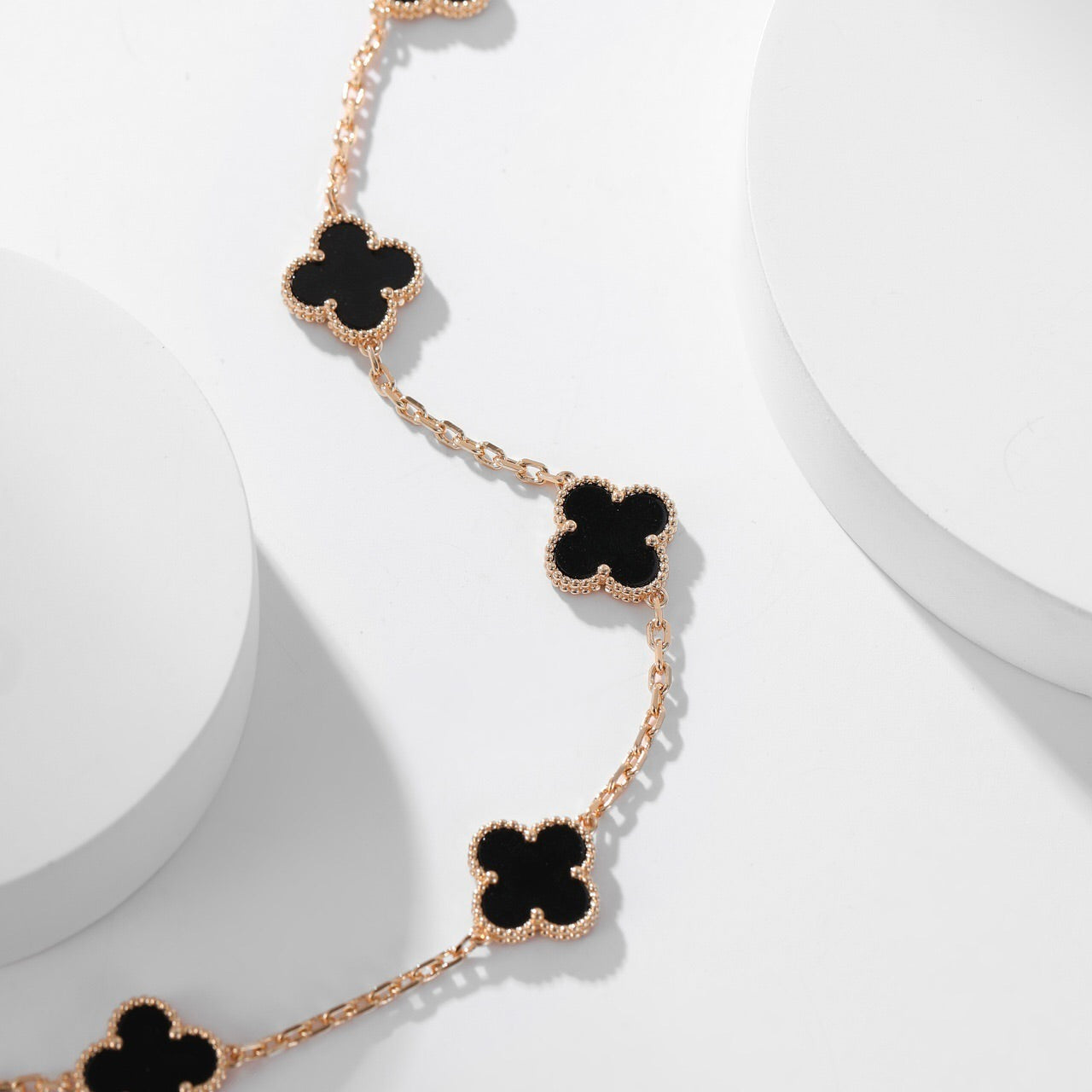 [Radiant Gem]¯CLOVER 10 MOTIFS ONYX NECKLACE