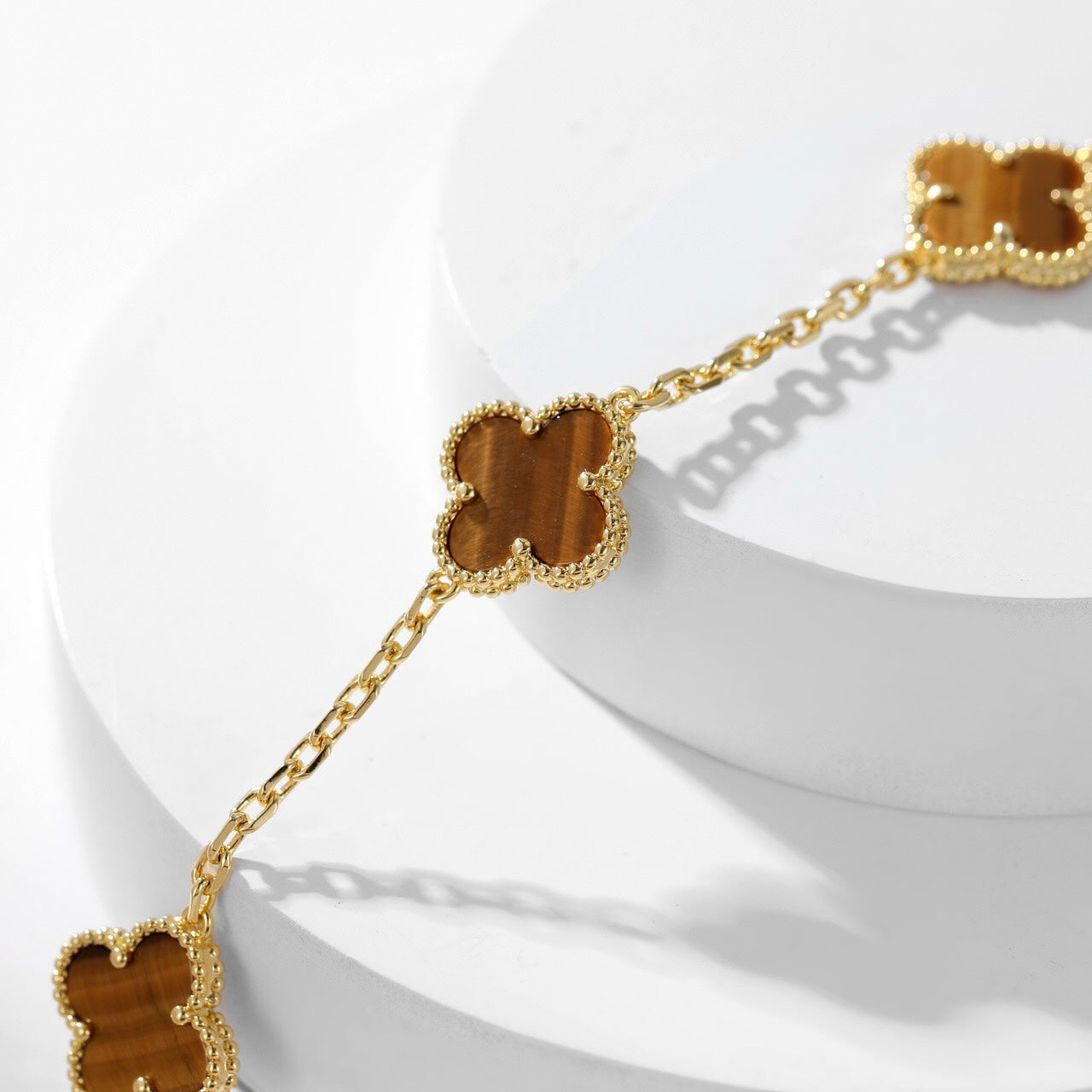 [Radiant Gem]¯CLOVER 10 MOTIFS TIGER EYE NECKLACE