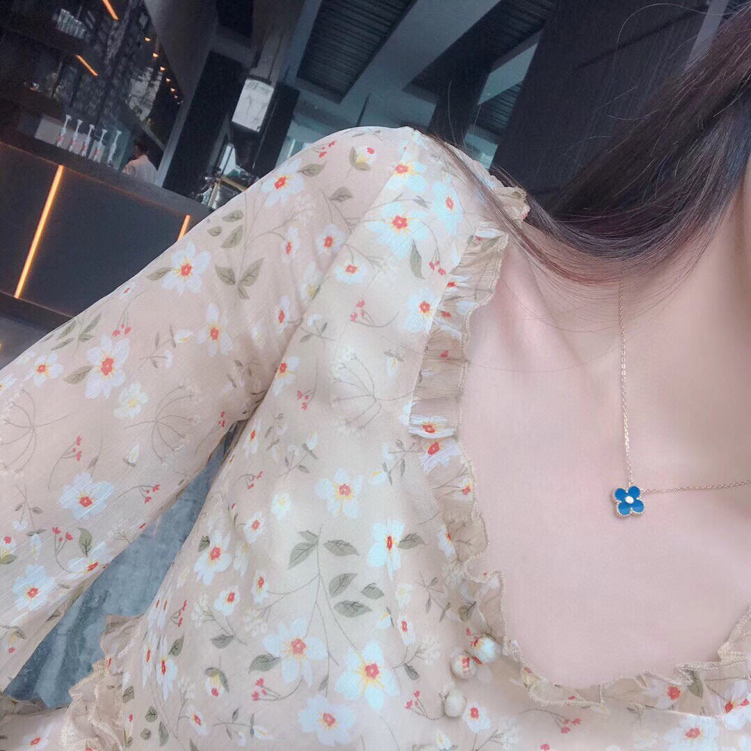 [Radiant Gem]¯CLOVER 15MM DIAMOND AND BLUE AGATE NECKLACE
