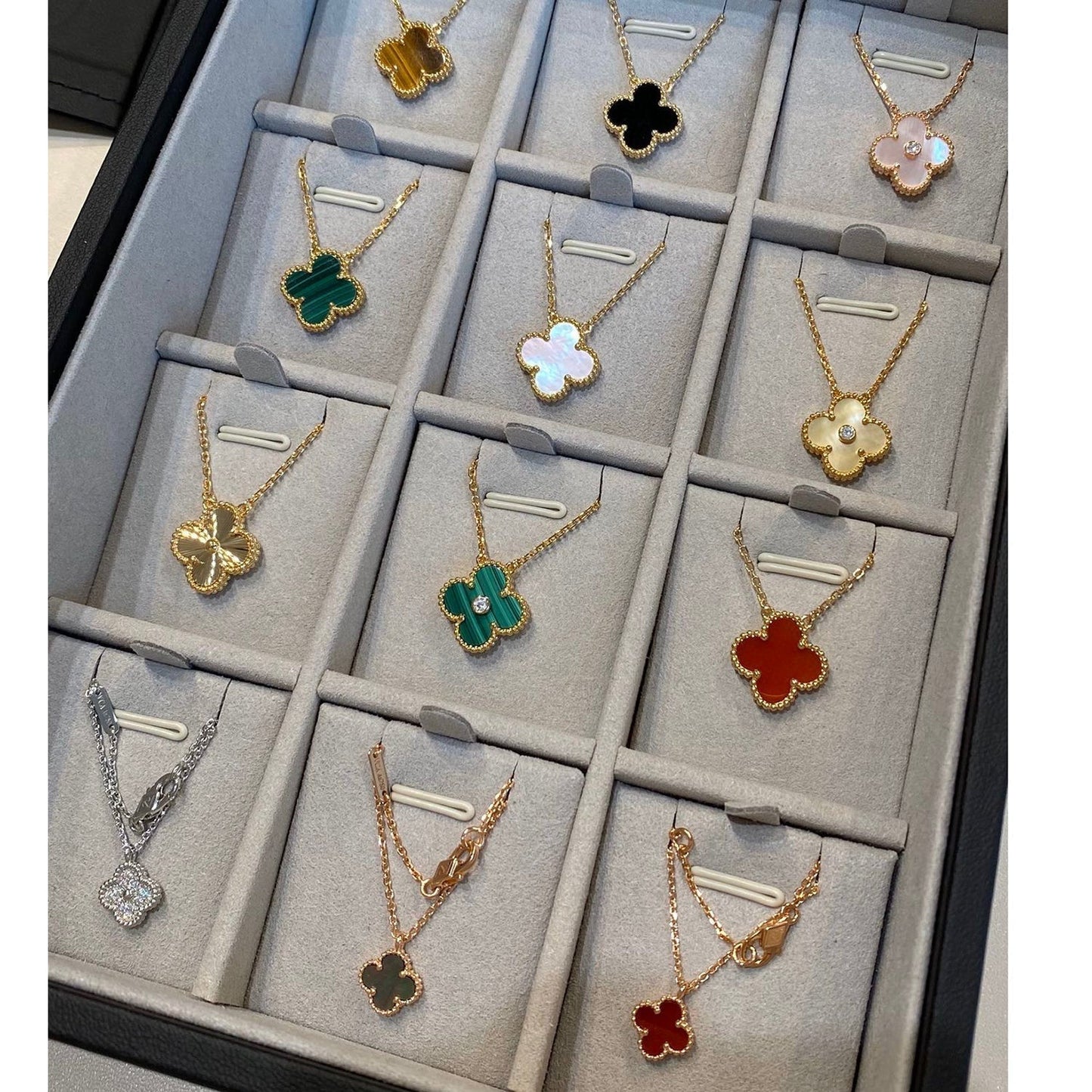 [Radiant Gem]¯CLOVER 15MM LASER NECKLACE SILVER
