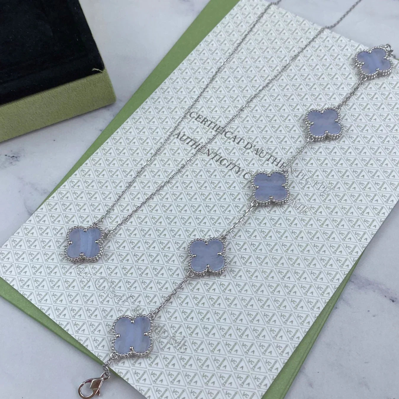 [Radiant Gem]New  CLOVER 5 MOTIF PURPLE CHALCEDONY BRACELET COLLECTION