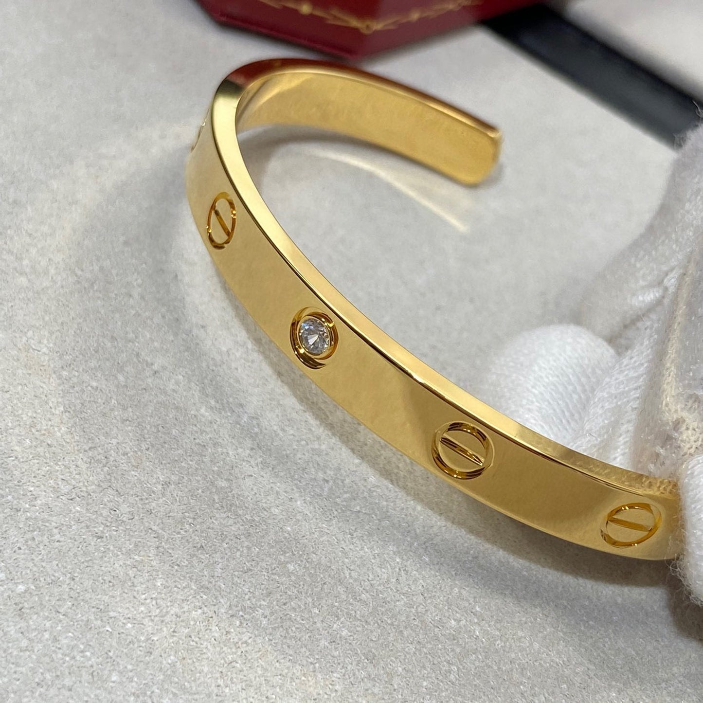 [Radiant Gem]¯LOVE BRACELET 6.1MM 1 DIAMOND OPEN CUFF