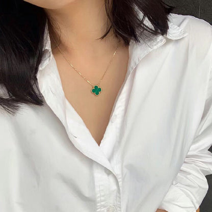 [Radiant Gem]¯CLOVER 15MM MALACHITE SINGLE FLOWER  NECKLACE