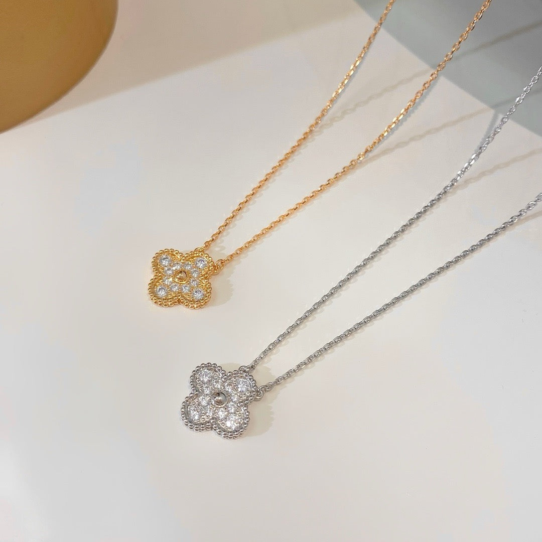 [Radiant Gem]¯CLOVER 15MM DIAMOND SINGLE FLOWER NECKLACE
