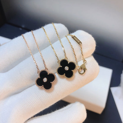 [Radiant Gem]¯CLOVER 15MM DIAMOND ONYX NECKLACE