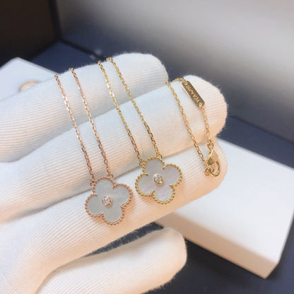 [Radiant Gem]¯CLOVER 15MM DIAMOND WHITE FRITILLARIA NECKLACE