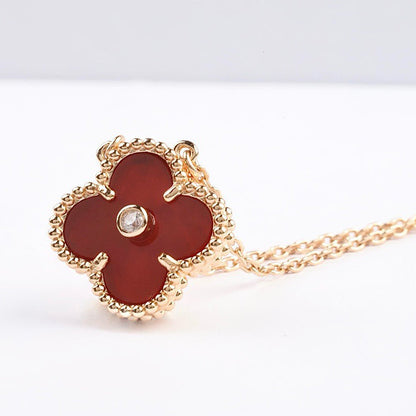 [Radiant Gem]¯CLOVER 15MM DIAMOND CARNELIAN NECKLACE