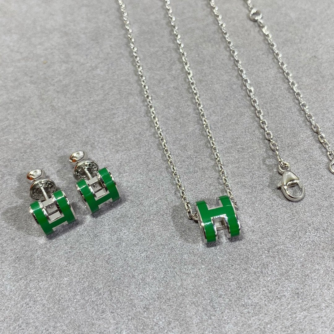 [Radiant Gem]¯POP H GREEN NECKLACE SILVER AND GOLD